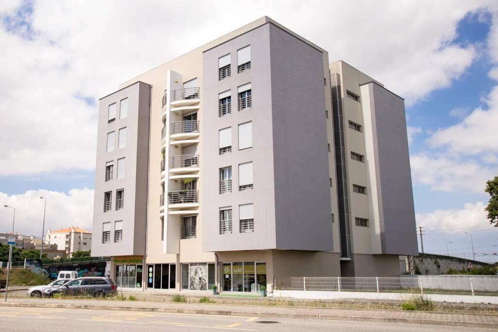 阿威罗Casa Da Torre Com Garagem Gratuito公寓 外观 照片